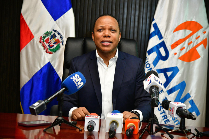 Licitación sobrevalorada: Embargan cuentas del Intrant y de Milton Morrison