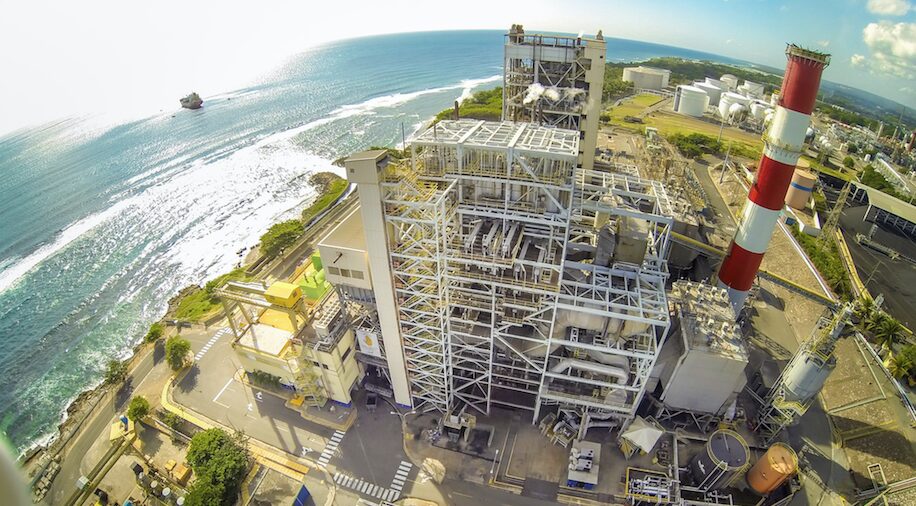 Economista afirma problema de déficit eléctrico puede superar capacidad de Celso Marranzini a corto plazo