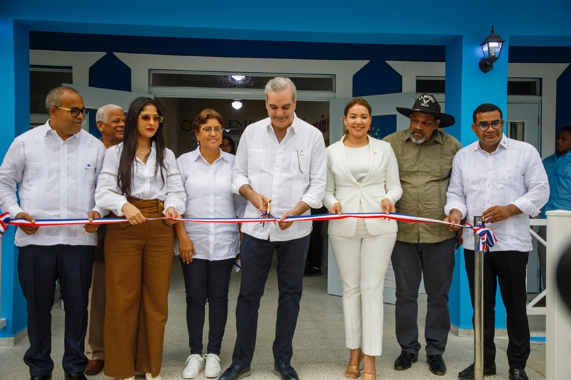 Presidente Abinader inaugura un CAIPI y un Instituto Tecnológico San Ignacio Loyola en Dajabón