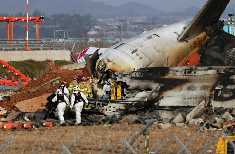 Líderes: pesar mundial tras accidentarse avión de pasajeros en Corea del Sur