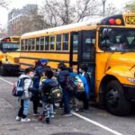 Por miedo a redadas, familias inmigrantes sacan a los niños de las escuelas de Nueva York
