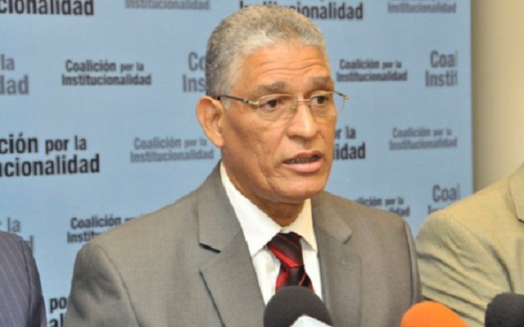 Politólogo favorece candidaturas independientes cumplan condiciones mínimas y queden exenta de financiamiento público