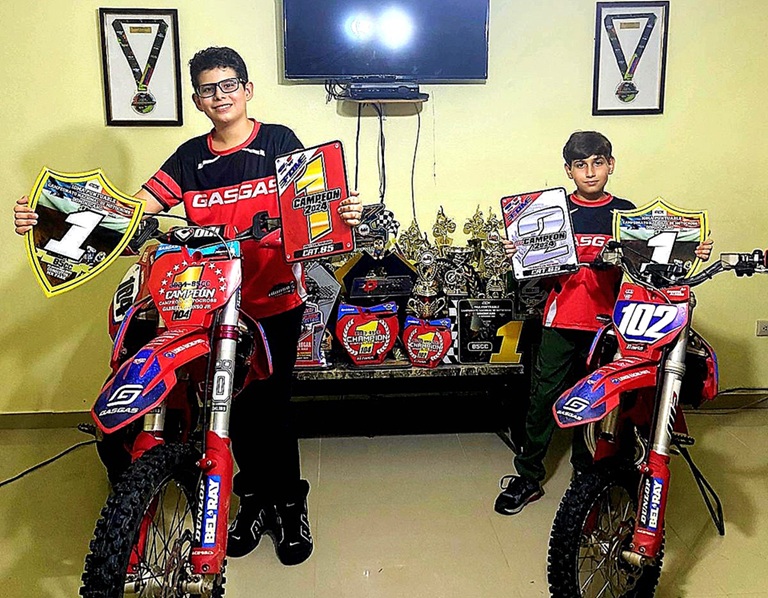 Cubanitos de La Vega revolucionan motocross RD