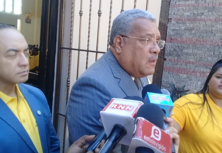 Luis “el Gallo” sobre candidato independiente: sería una estocada a la democracia nacional