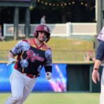 Escogido anuncia contrata al receptor Matt Whatley