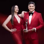 El galán Eddy Herrera y Hony Estrella, presentadores oficiales de Premios Soberano en 40ª edición