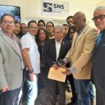 Médicos ocupan el Servicio Nacional de Salud y se declaran en huelga de hambre