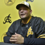 Manager Yadier Molina tras blanquear a la Águilas, todo el crédito al picheo del Licey
