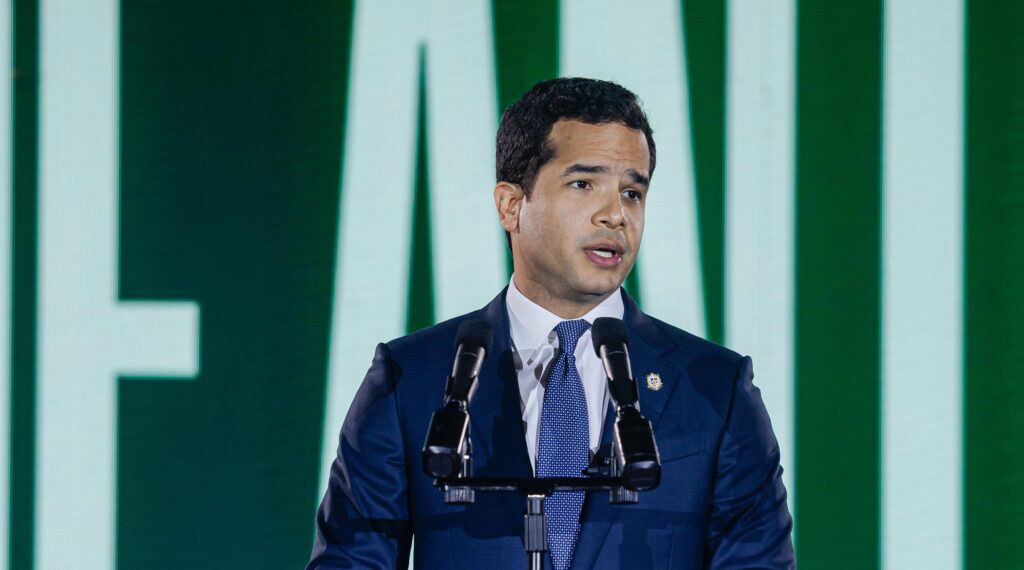 Omar Fernández pasa balance a su primer año de gestión en el Senado  