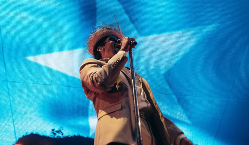 Congresista propone que el inglés sea el único idioma en EE.UU. tras comentario de Bad Bunny